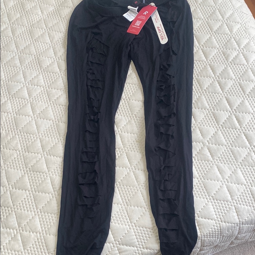 Black Ruffled Leggings